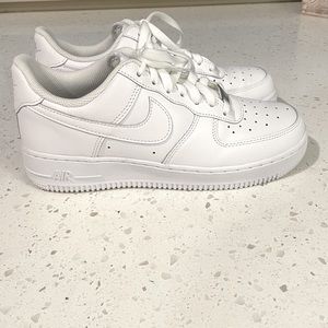 Women’s Nike Air Force 1, Size 8